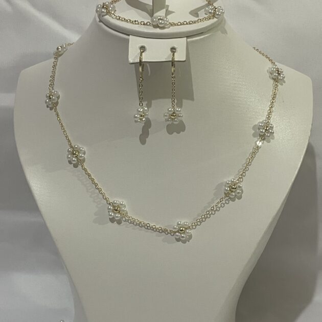 Parure XD 3 pièces en perles blanches 🤍✨